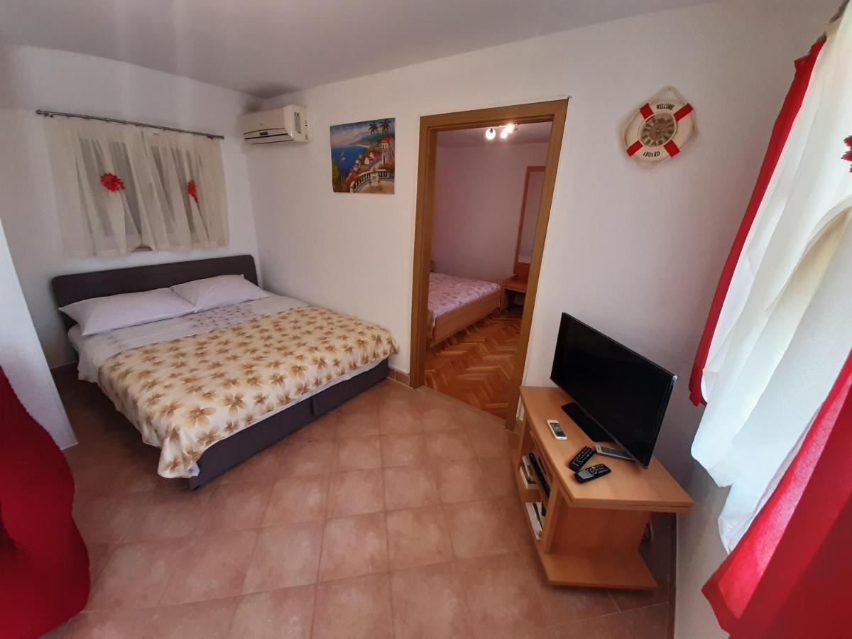 Apartments Diana Vinisce Marina Chambre photo